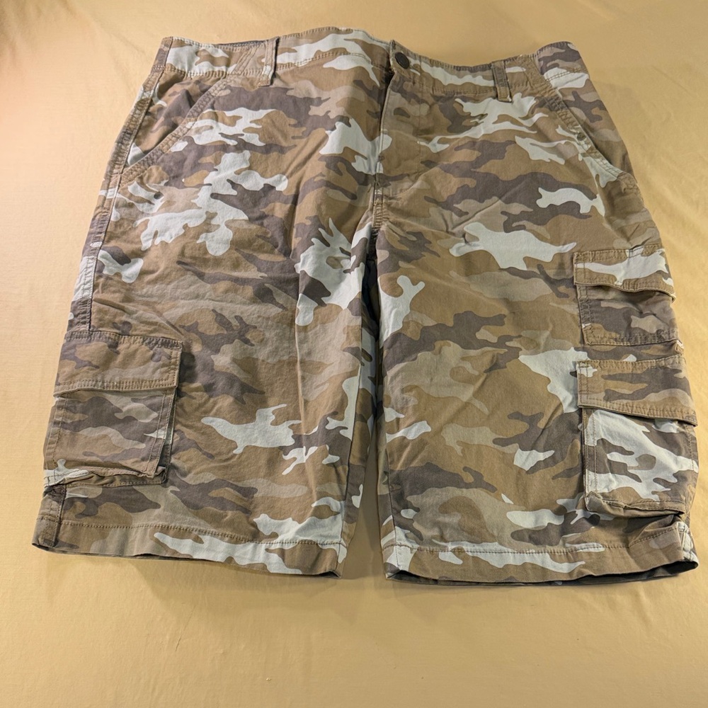 George men’s cargo shorts size 40 desert brown camo check the pictures